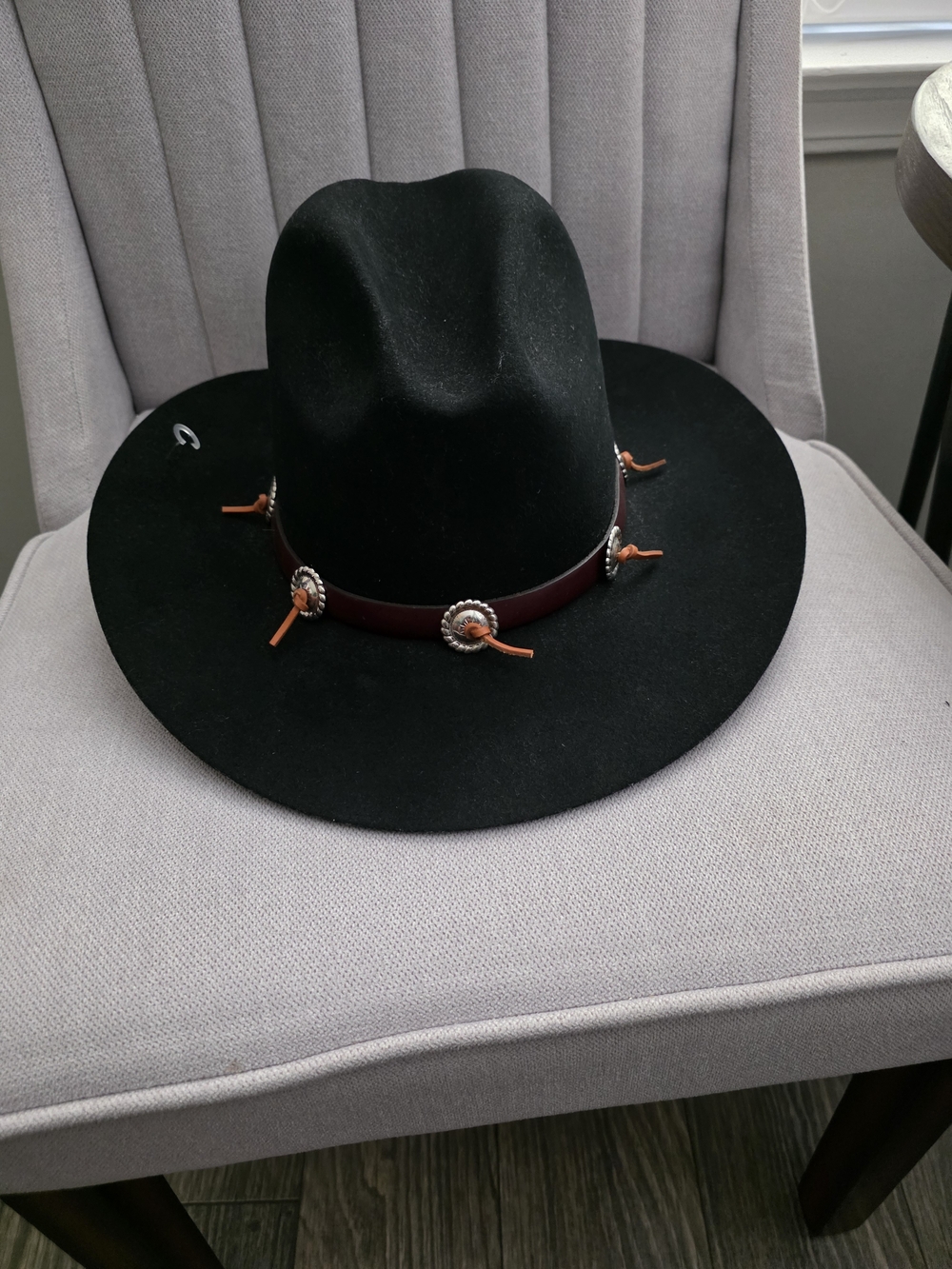 Bailey Black Western Felt Cowboy Hat with Concho Band Size Doble X Used. Unisex. - Picture 8 of 12